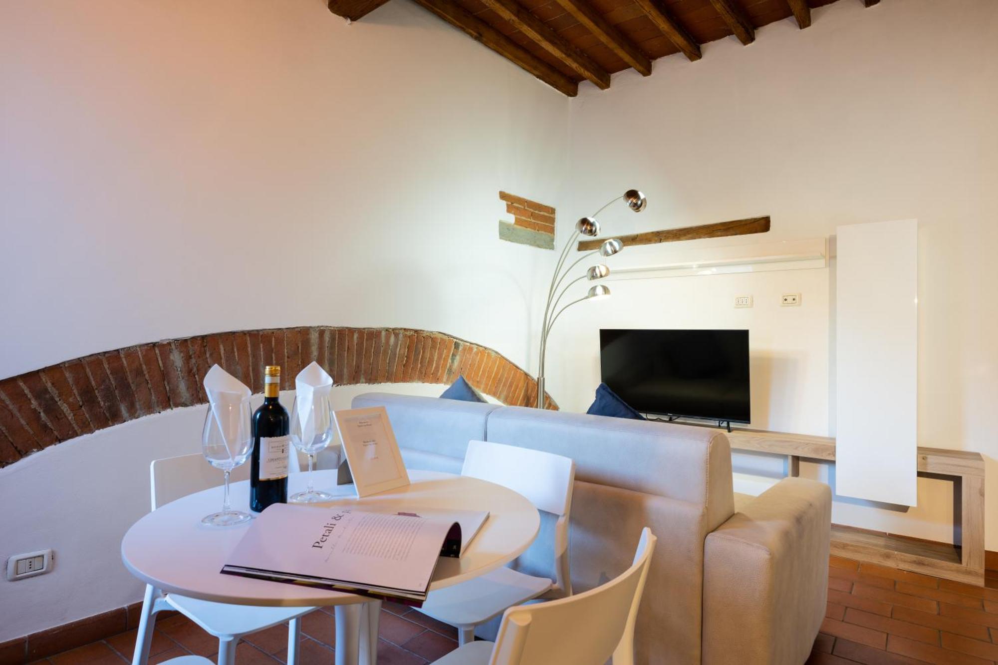 Tipica Cozy House + Parking! Apartment Florence Exterior photo